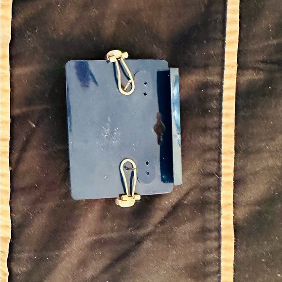 Necklace and earring set. Looks rich and Italian. - Picture 4 of 6